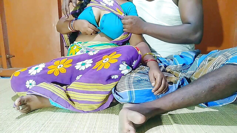 Priyanka314: La tía india del pueblo folla