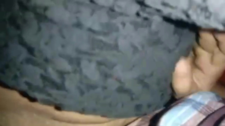 Sabina244: Yeni Hintli üvey oğul azgın teyze tarafından sikiliyor sıkı amcık