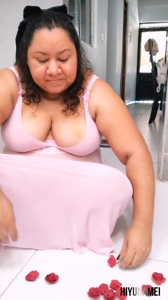 Hiyunamei-bbw: Let's Play for a Bit