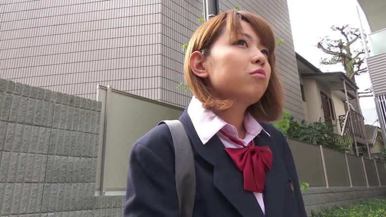 Caribbeancom: Japanese girl coming back from classes gets facialized and creampied...