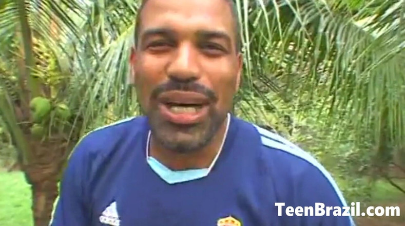 Teen Brazil: Horny Brazilian Teen Gets Fucked by Older Man Outdoors