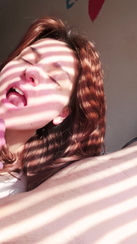 Morning with Abundant Ejaculation, Instead of Swallowing It She Spit Out