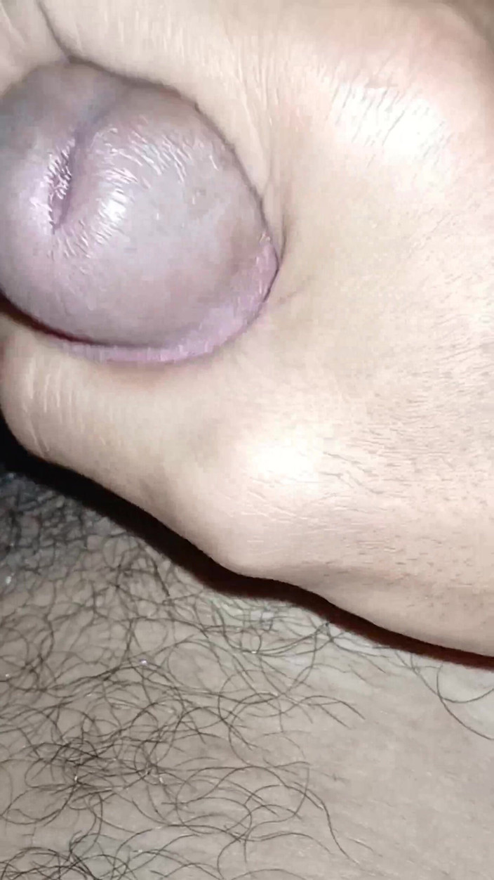 KingLeo: जब मैं हस्तमैथुन कर रही थी तो एक महिला छात्रा ने मुझे सहवा दिया, जब तक कि मैंने उसकी चूत को जोश से पीटते हुए चुदाई नहीं की