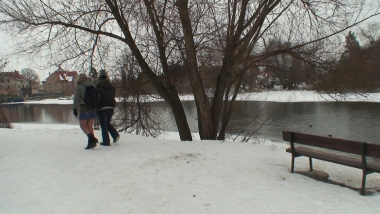 Emma Gold: Sexy blonde fucks outside in the snow