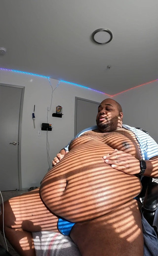 Blkhole420: Ranní půlka a půl chugs se rovná většímu břiše a...