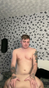 Big Ass Wife Talks Dirty & Gets Fucked Doggystyle
