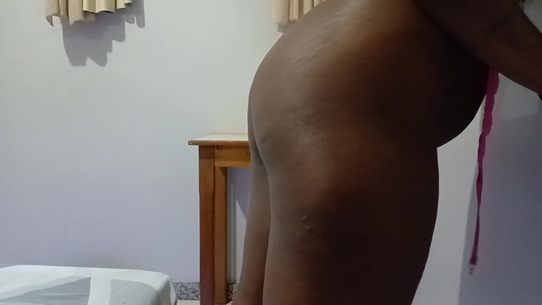 Izak: Hot Roommate Teasing Me with Her Ass
