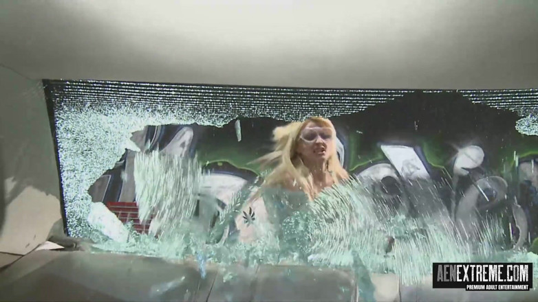 AEN Extreme: Will Powers gets his car fucked up by bikini clad...