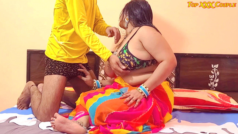 Topxxxcouple: Hete huisvrouw genietende xxx neukpartij met creampie volledige videoscène.