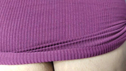 Afroditalovee: Hermosa madrastra necesita un masaje de su hijastro