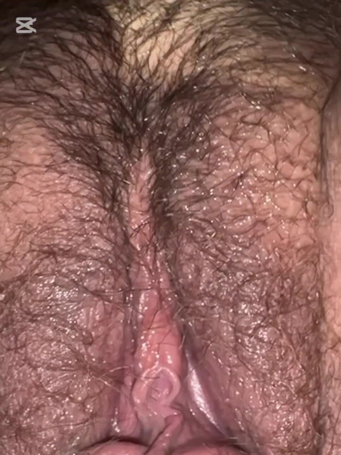 Jointqueen: Kerja kaki seksi dan blowjob dengan beberapa permainan pepek