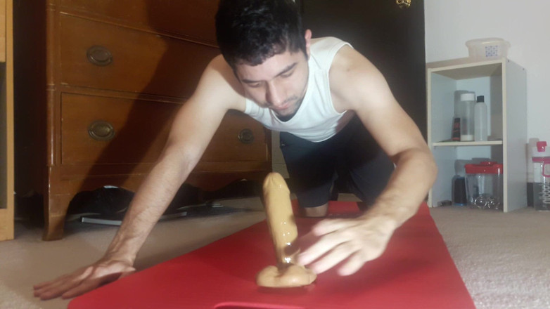 Ricky Cage: İbne deliği eğitimi