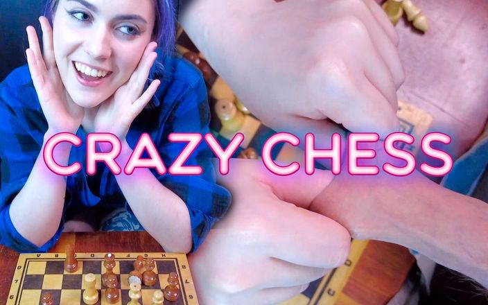 Stacy Moon: Божевільні шахи