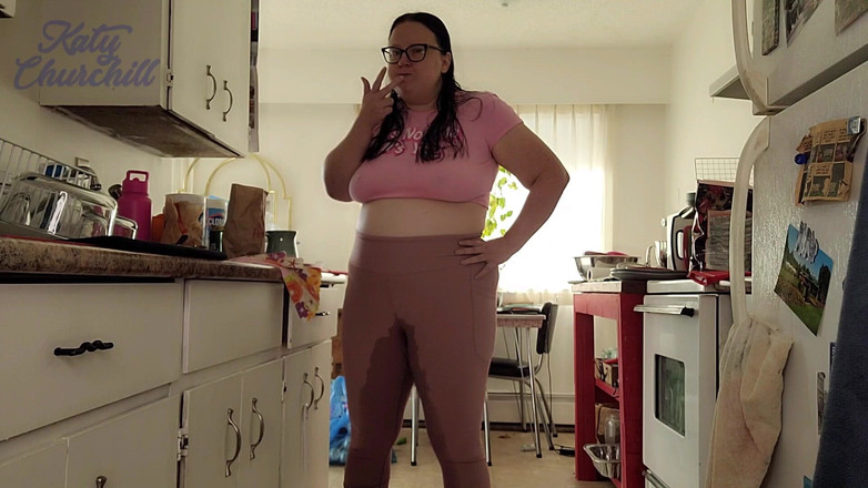 Katy Churchill: Feta Slob pissar överallt