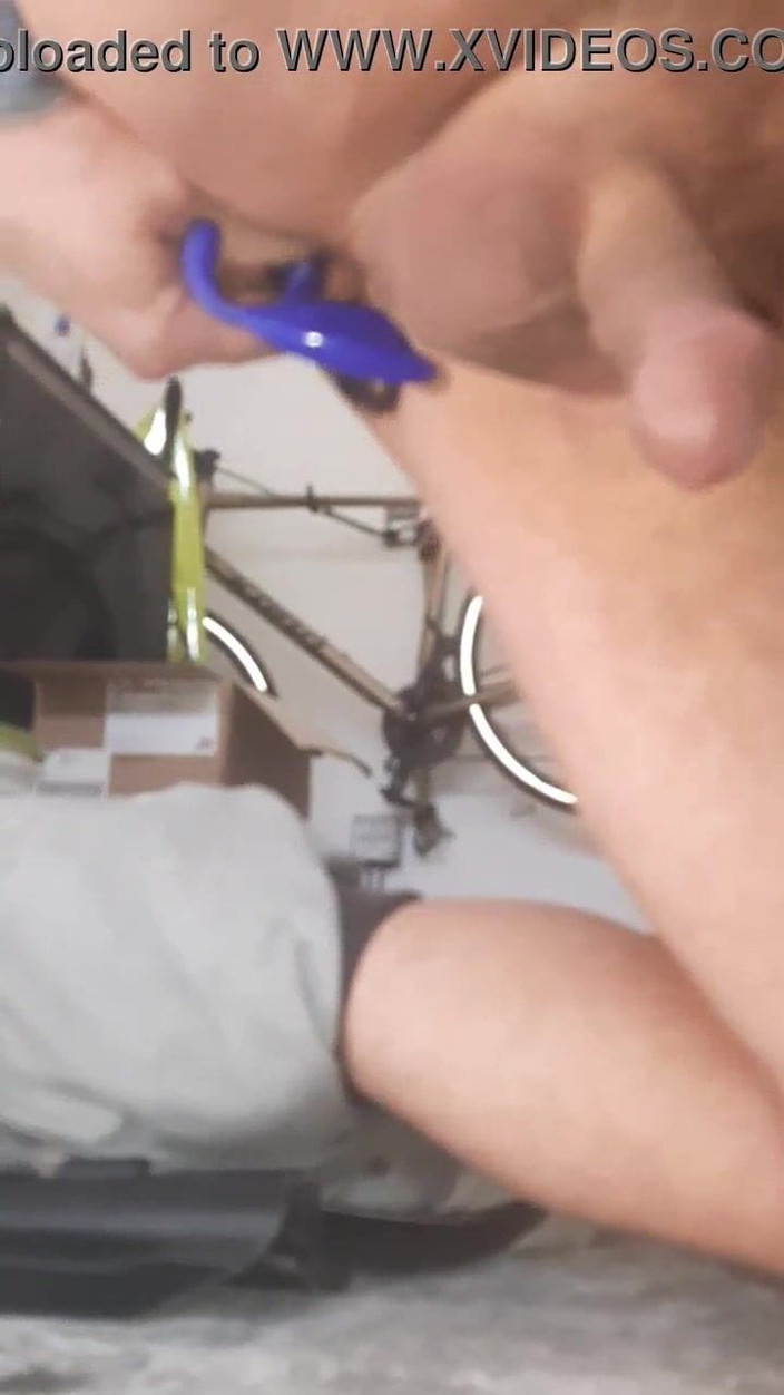 Denpenn: 假阳具在屁股