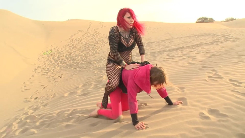 Hunterotic: Lesbian Dunes Pony Riding Mega Extreme