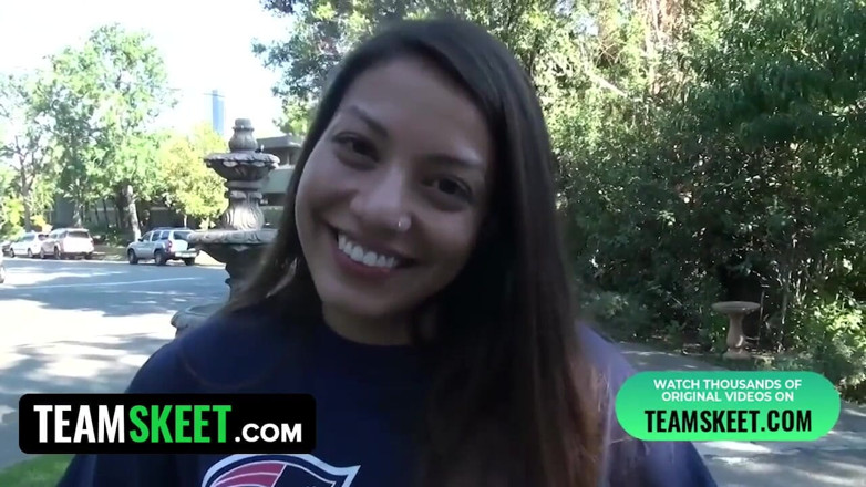 Team Skeet: Gorgeous nympho Indica Reign swallows my cock in the car...