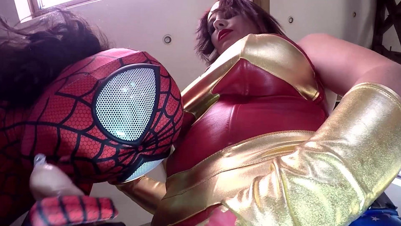 Nylon Xtreme: Missy Charme &amp; Nora Luxia Wonder Vs Spidergirl