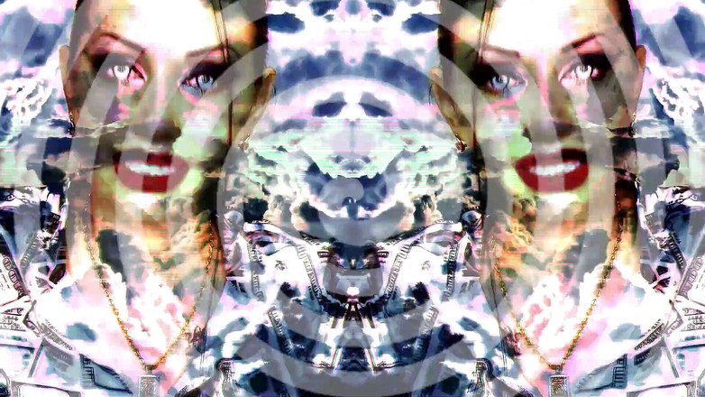 Goddess Misha Goldy: 경고!!! 강력한 금융 ASMR 마인드 섹스와 눈 접촉! 내 성장으로 은행 계좌가 감소!