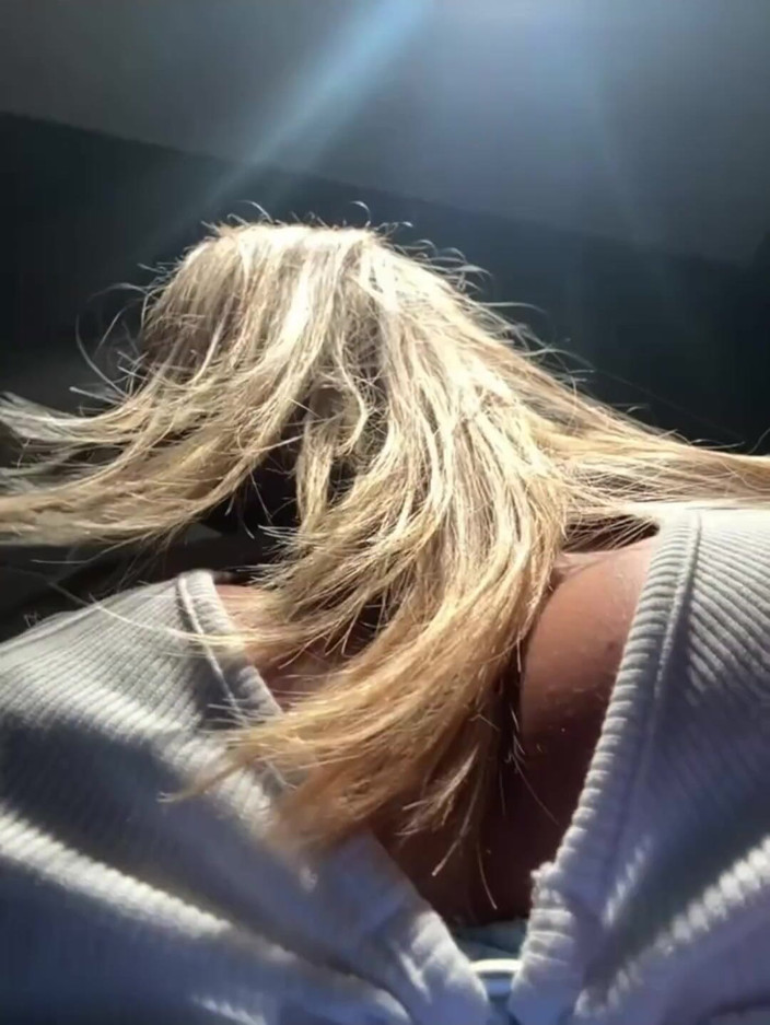 MollyLollyG: Tattooed Blonde with Big Tits and Hairy Pussy Masturbates in...