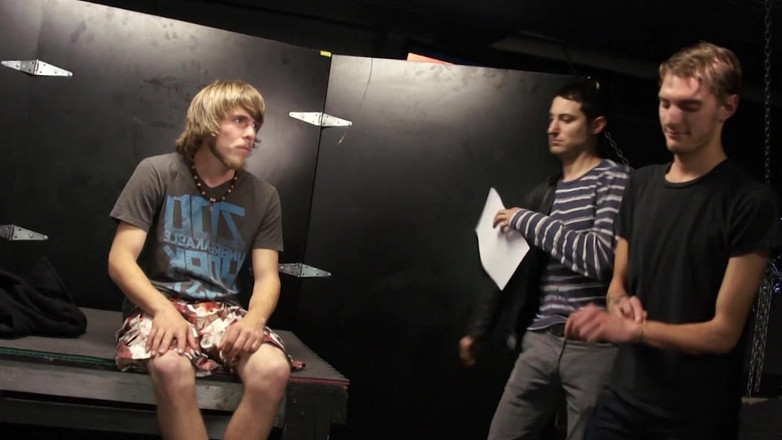 Just x gays: Terkunci, Dimuat &amp; Dicrot.