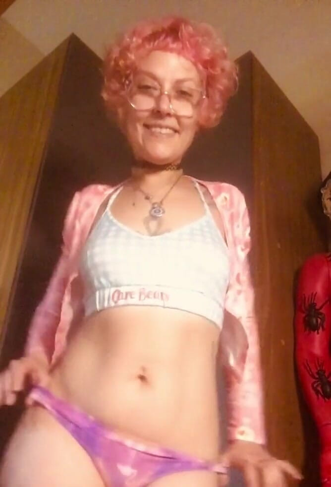 MariLou Moreira: Capellicurly rosa