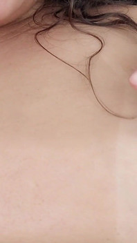 He Likes to See Me Cumming