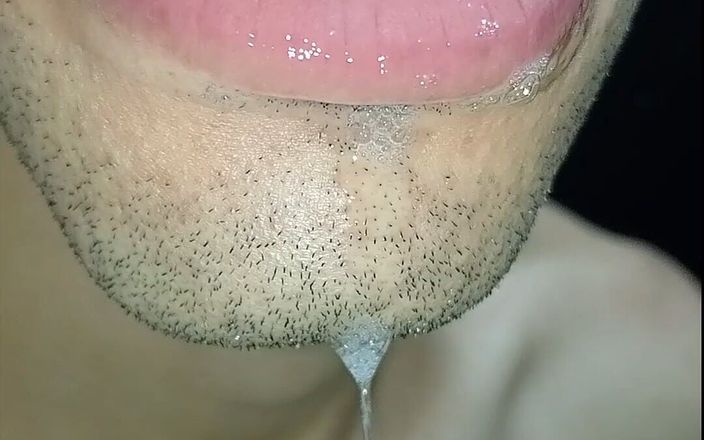 Rey rey: Porra na minha boca, brincar com seu esperma e engoli-lo,...