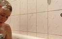 SweetLucy96: Camera in the shower
