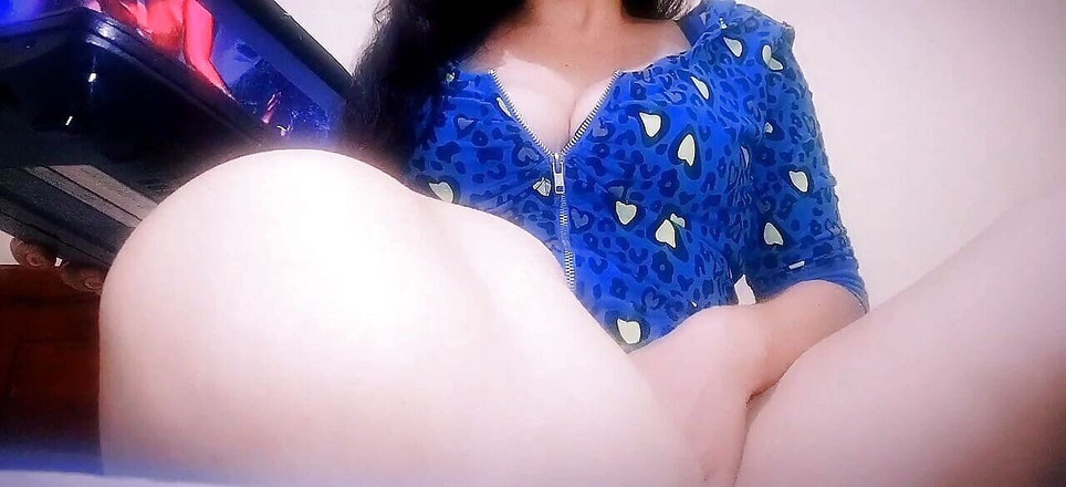 katha: 義理の母がポルノを見ているのを見つけて、感銘を受け、結局彼女とセックスしてしまいます。あなたの黒を許し、ウィフを許してください