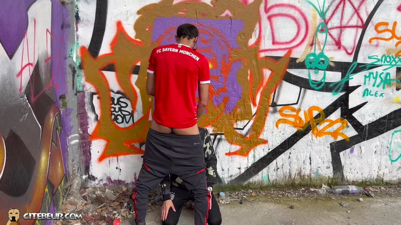 Citebeur: Citebeur - ayúdame jefe, mis agujeros están en llamas