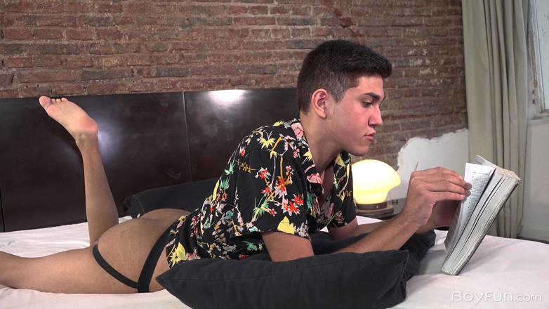 BoyFun Solo: 재의 라틴계 엉덩이