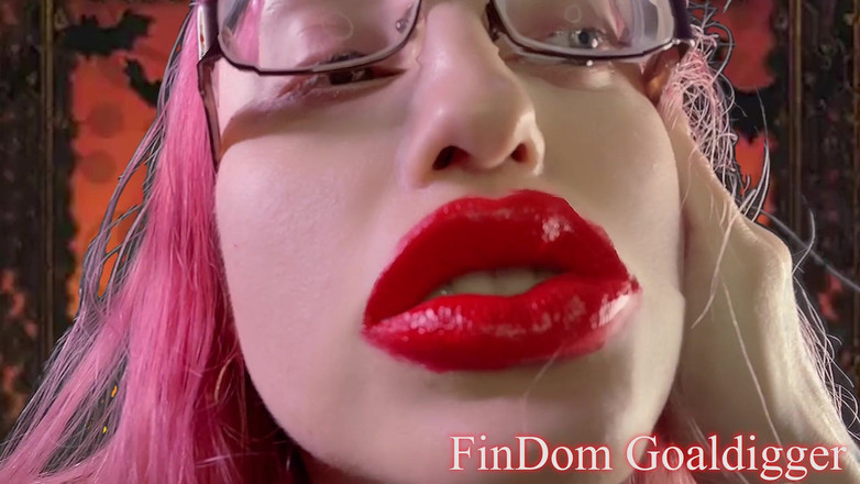 FinDom Goaldigger: 醜いコックは醜いハロウィーンのおもちゃに変身します