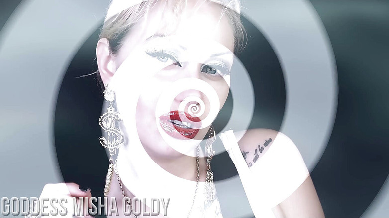 Goddess Misha Goldy: 새 게이 마인드에 자지 빨고 정액 삼키는 트리거를 삽입할게!