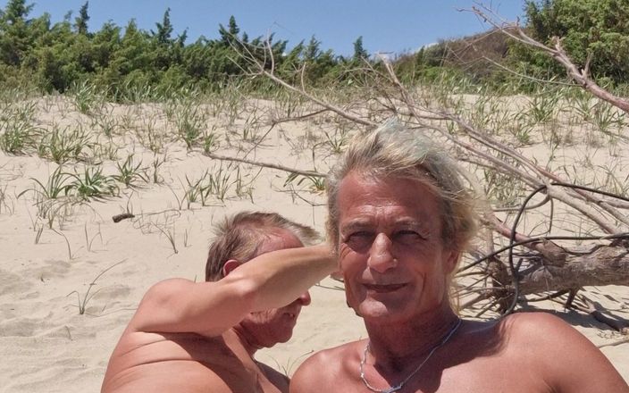Gigi and David: Nudistická pláž stripchat sex show Gigindave Shemale přítelkyně setkání mobilní