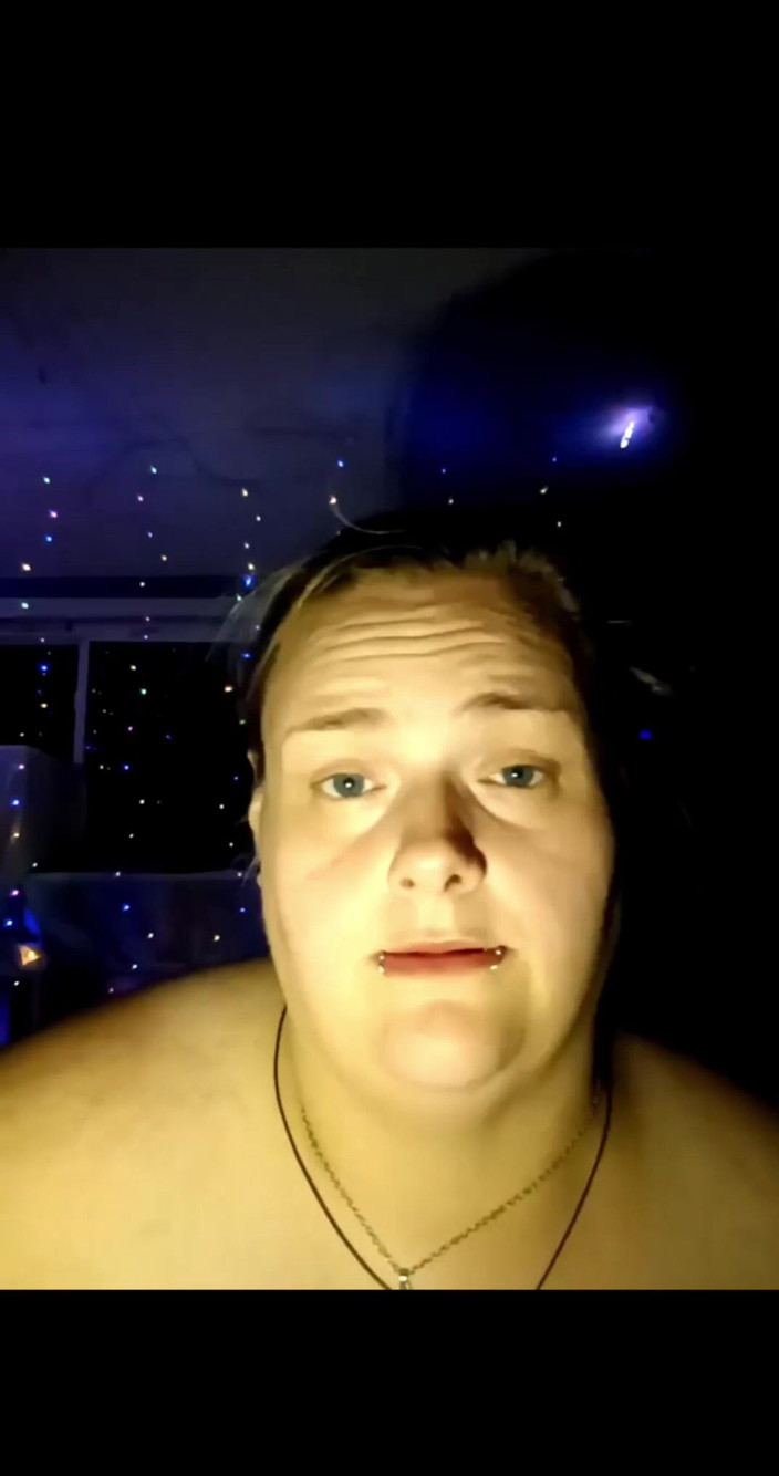 Pain princess studio: 在假阳具上啪啪