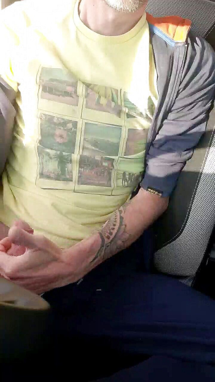 Mickacam: Masturbace sólo čůráka