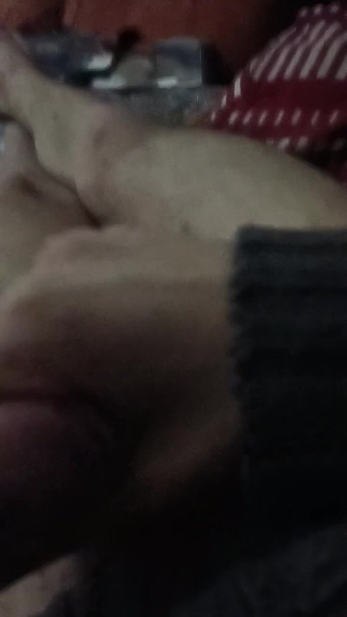 Elvisz eqiraj: Masturbuje doma část 1