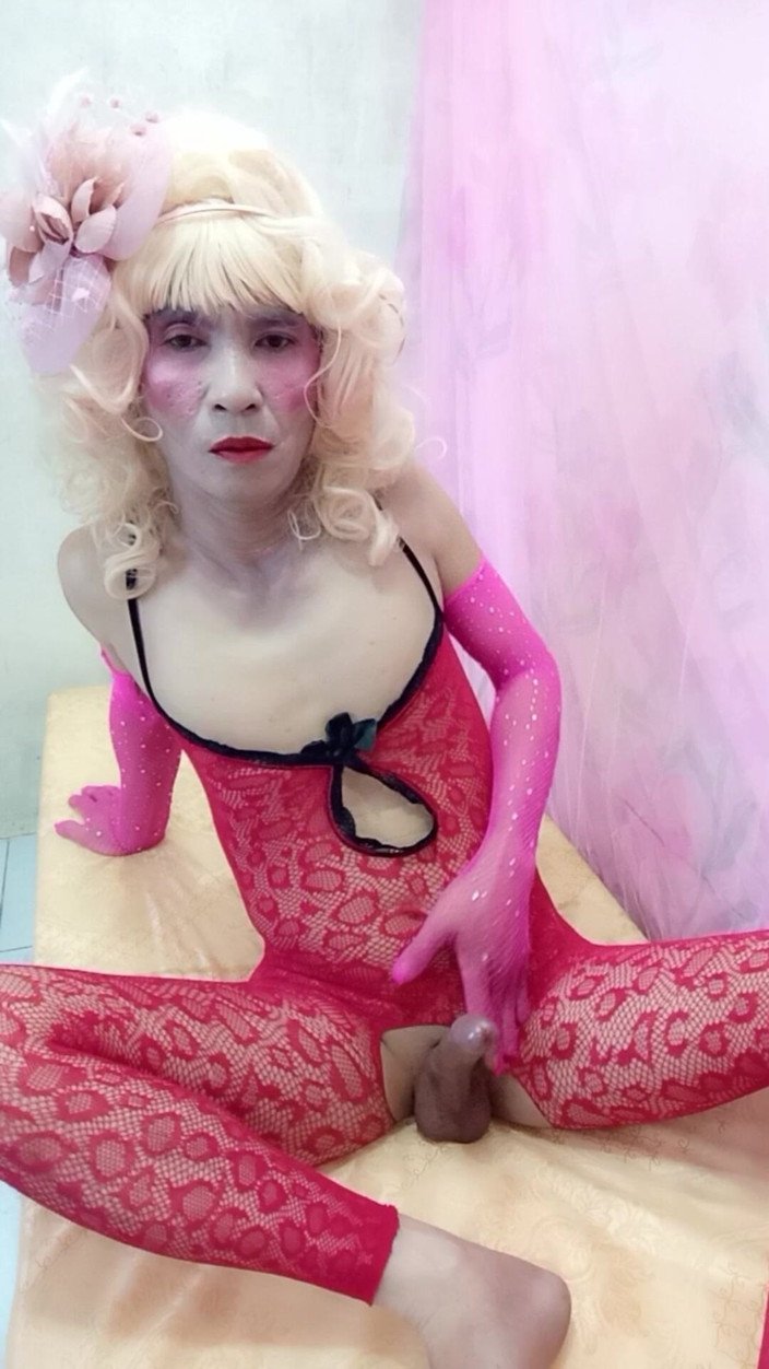 nguyen dang thien tri: Oanh Le Transgender Wearing Sexy Socks Playing with a Fake...