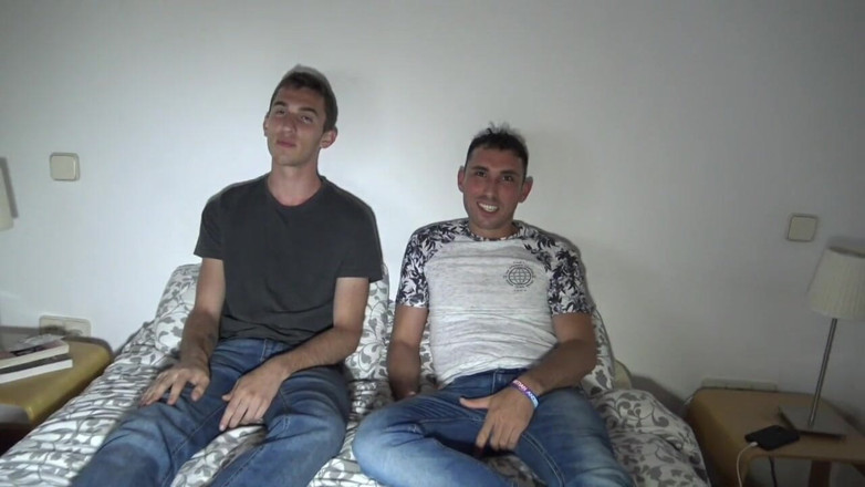 French Twinks Amator videos: Sexy blond twink fucked bareback by his straigth friend