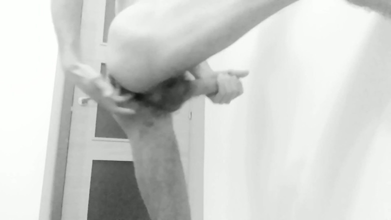 Elvissc: Masturbation of This Slim Handsome Boy with Big Cock in...