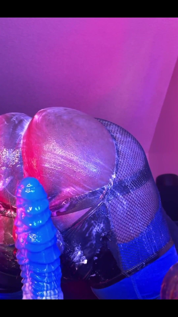 DipsoDeep: Roztahování mé díry s nejlepšími hračkami fantasy dildo