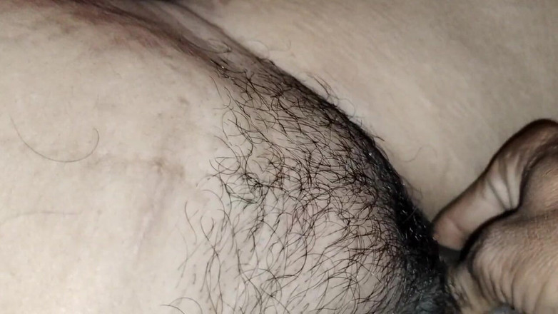 Sex041987: 谁想离开我