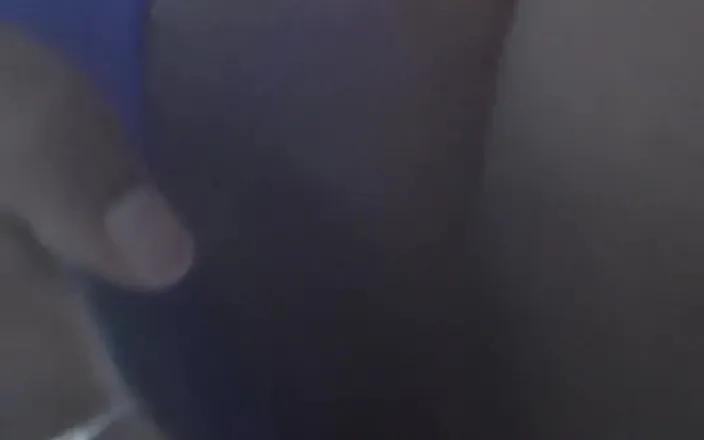 JuicyNthicc: Sexy Thick Black Babe Cumming