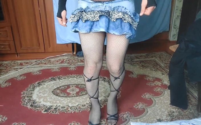 Kitty_Cross: 예쁜 레이디보이의 귀여운 자지에서 마침내 깨달은 사정