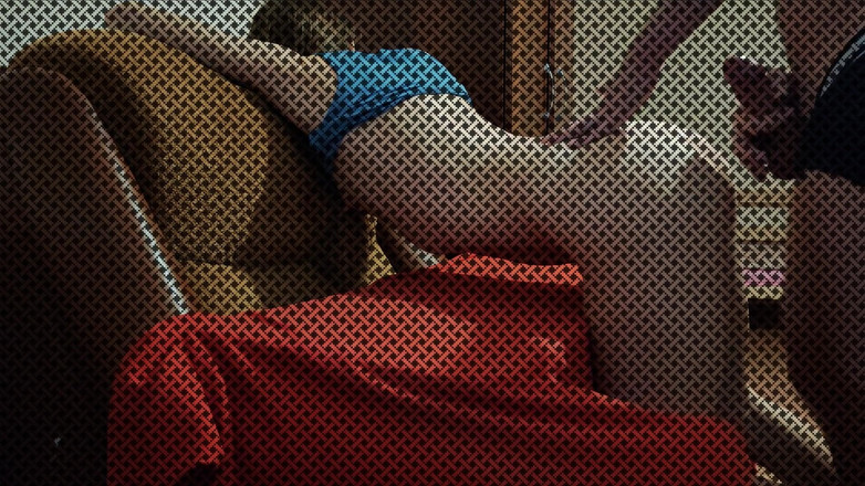 Lizaveta: Ik Bevredig De Baby Met Twee Lullen