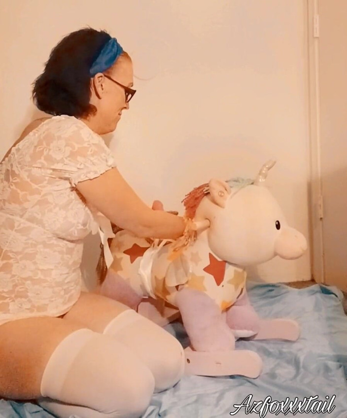 AzFoxxxTailPhelicia: Unicorn assembly 22-03-09