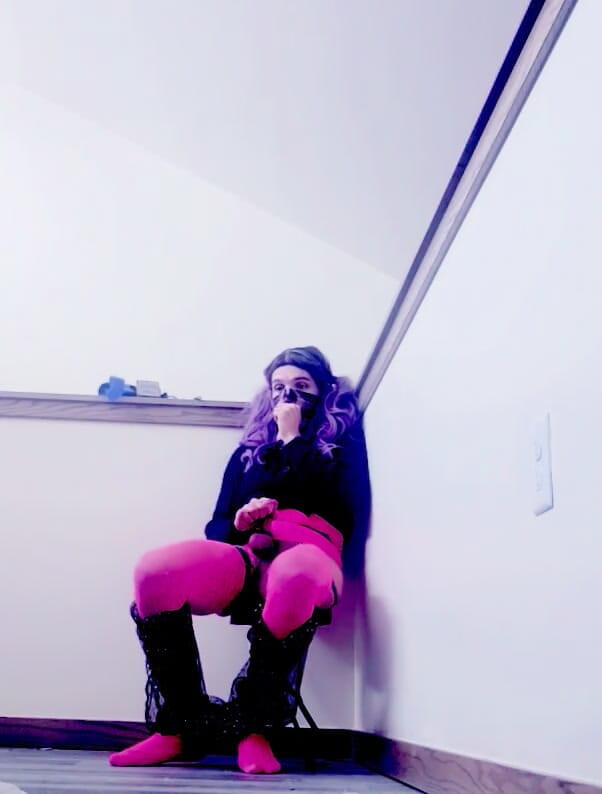 Natalie Slax: Desagradable semen puta tgirl mariquita