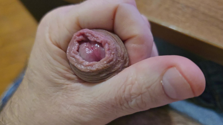 Jordance: 桌子上的打手枪和大而饱满的球