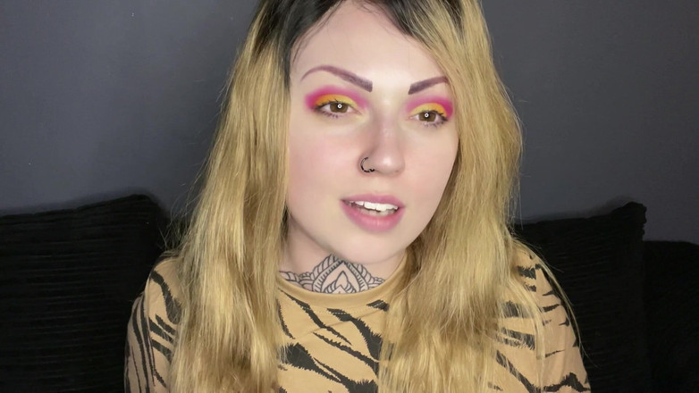 Miss Valentina: Suka Menghabiskan Wang Awak